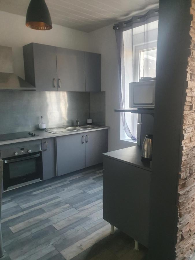 דירות לה בורבול Bienvenue Chez Les Ch'Oups Le Loft 50 M2 מראה חיצוני תמונה