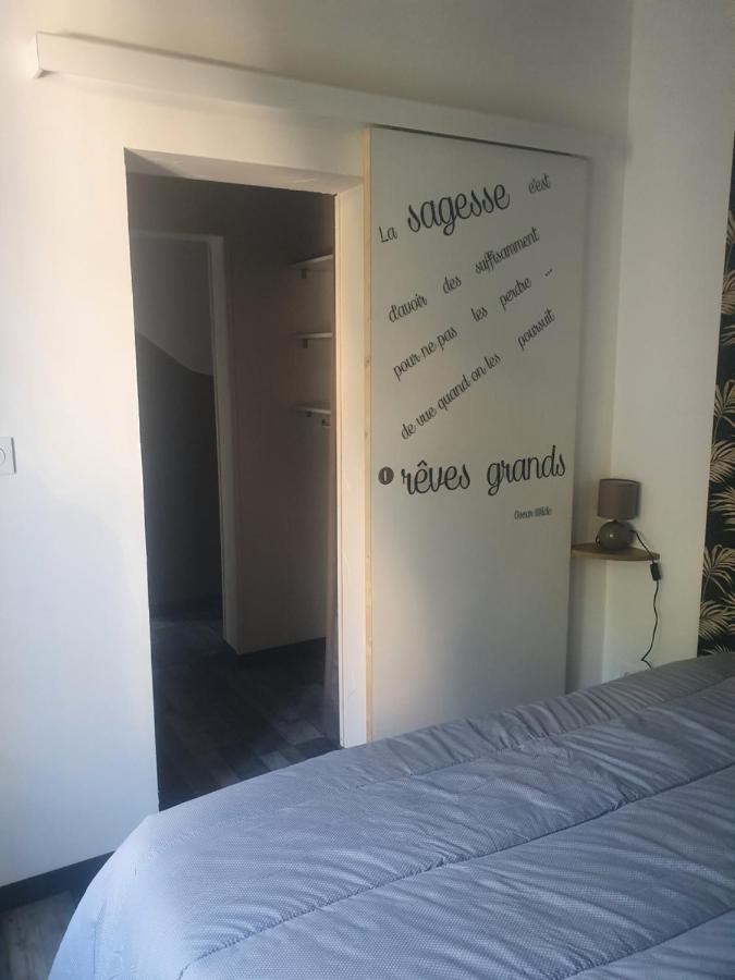 דירות לה בורבול Bienvenue Chez Les Ch'Oups Le Loft 50 M2 מראה חיצוני תמונה