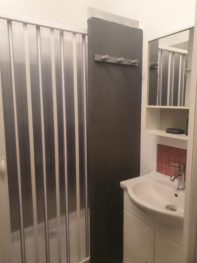 דירות לה בורבול Bienvenue Chez Les Ch'Oups Le Loft 50 M2 מראה חיצוני תמונה
